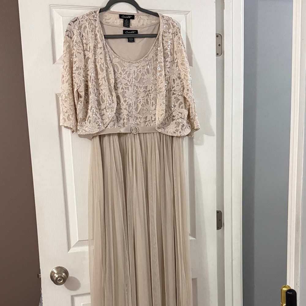 Cachet Beige Lace Bodice Chiffon Maxi Dress Womenz XL (14 - 16)